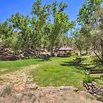 Traditional-Style Adobe Casita - Walk To Dtwn